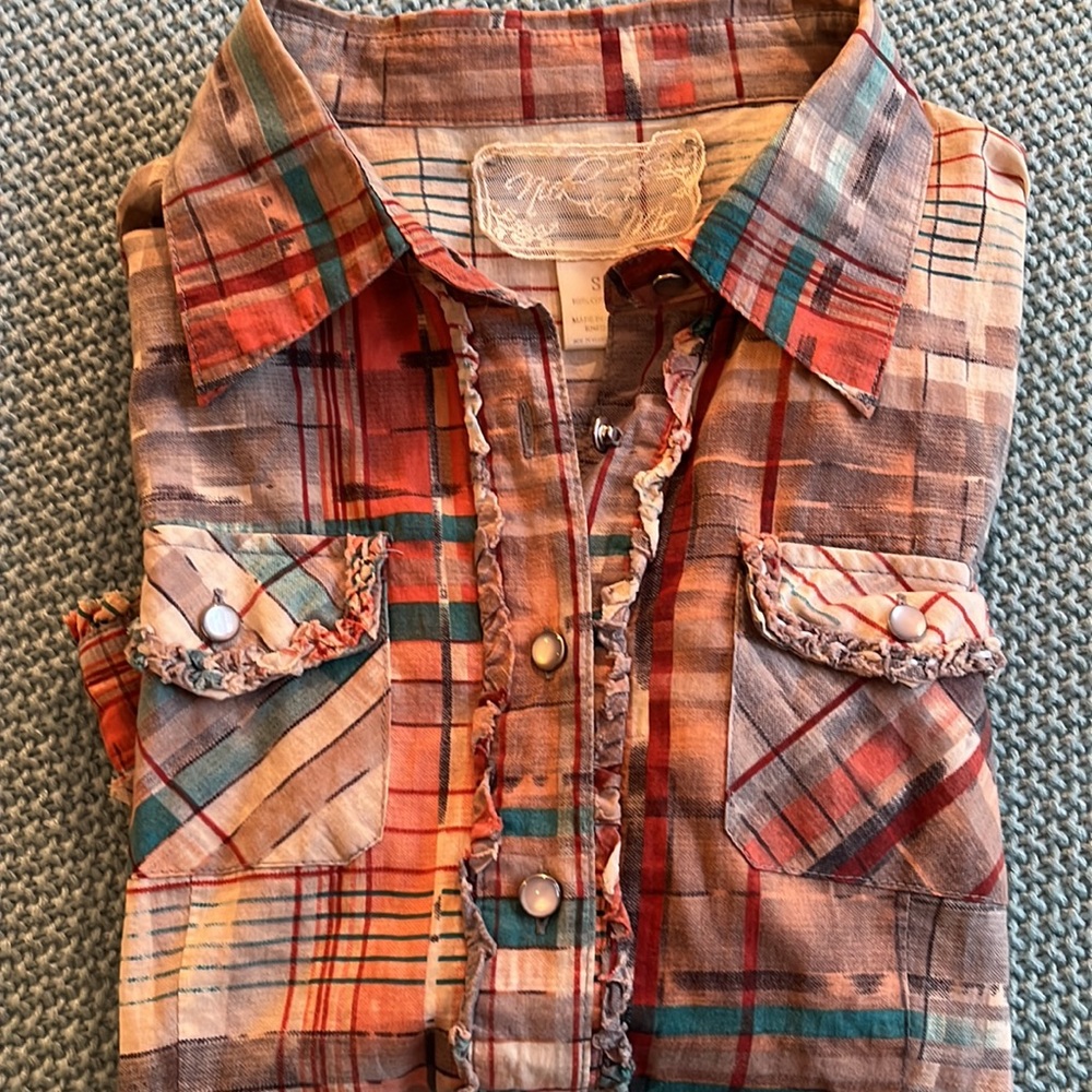 Nick & Mo top size Small